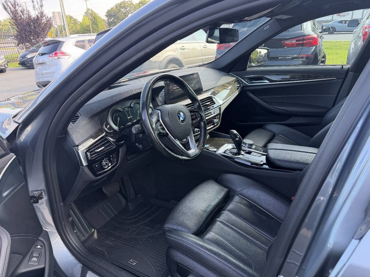 Used 2018 BMW 530e RWD image 7