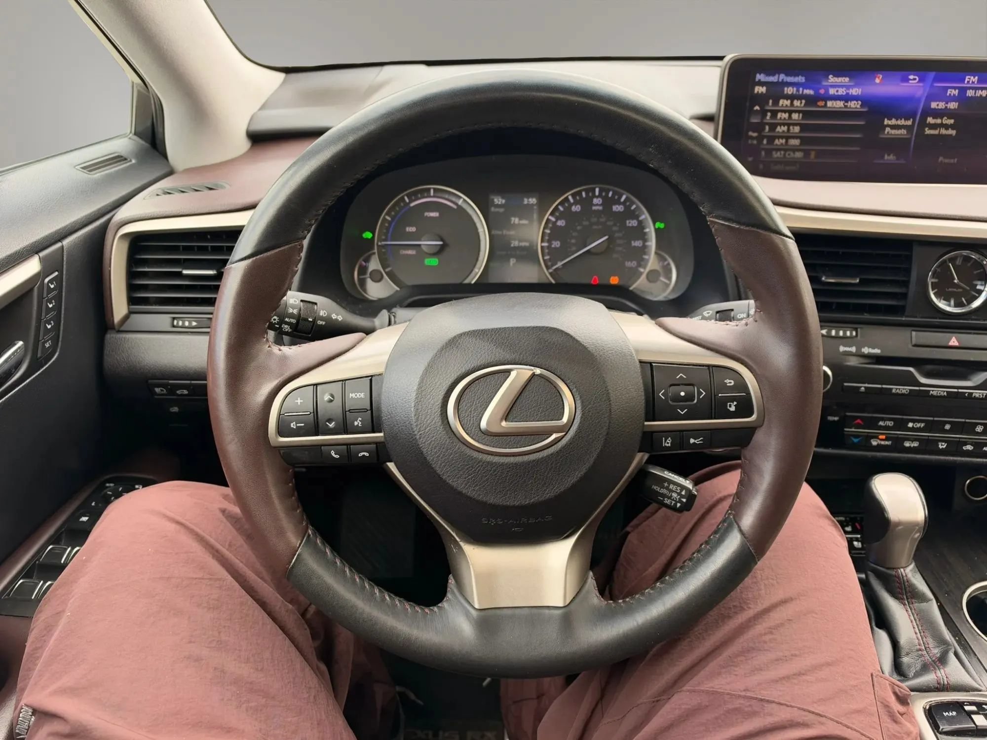 Used 2019 Lexus RX 450h AWD w/ Navigation Package image 12