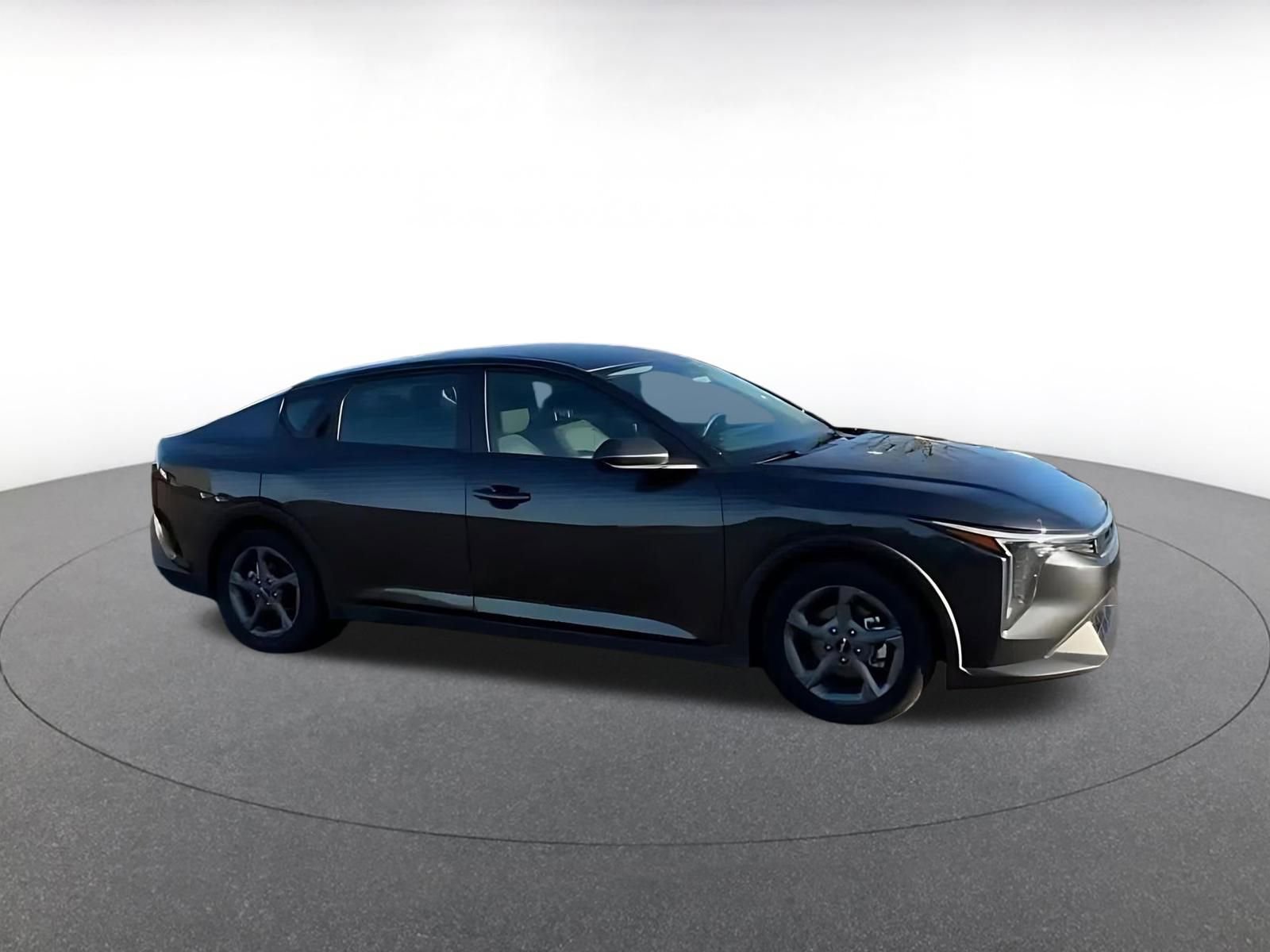 Used 2025 Kia K4 LXS video 2