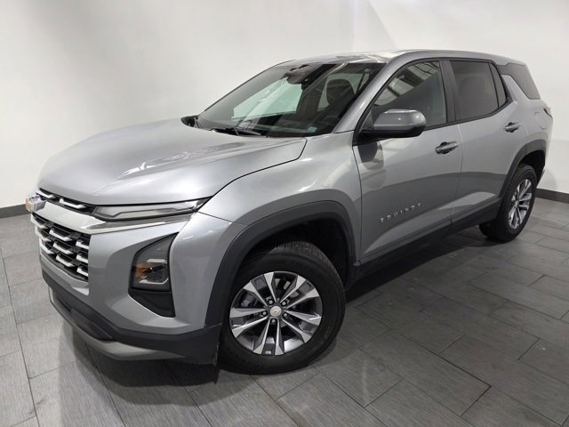 Used 2026 Chevrolet Equinox LT image 1