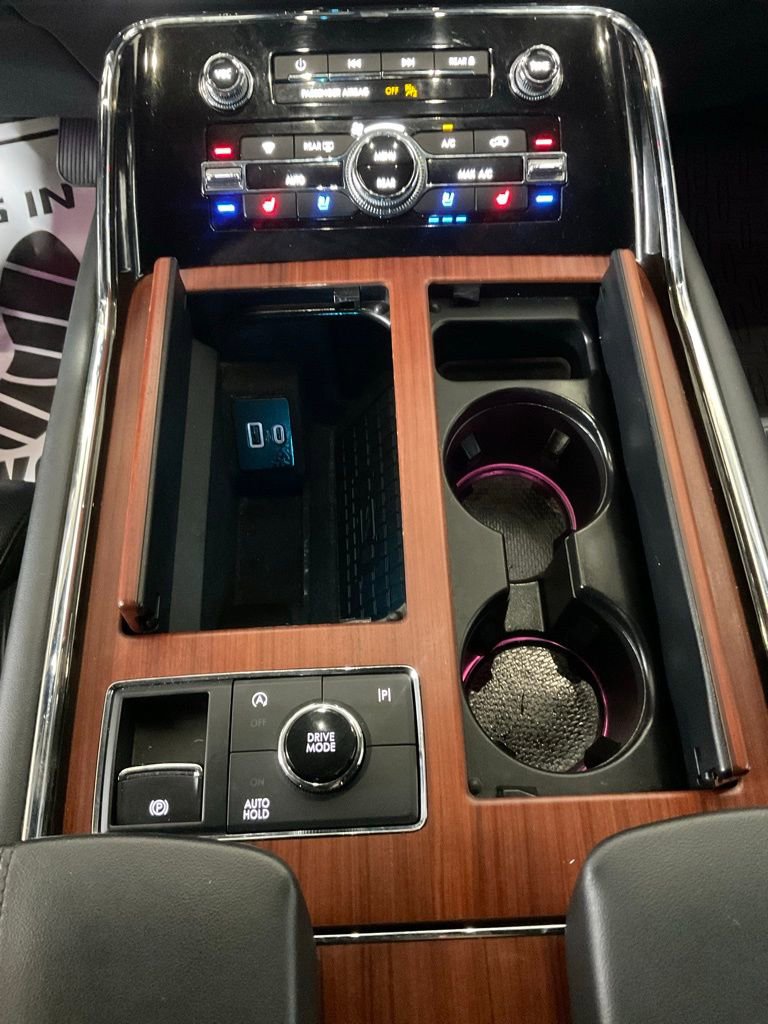 Used 2022 Lincoln Navigator L Reserve image 21