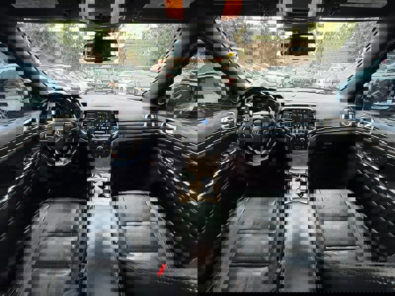 Used 2014 Jeep Grand Cherokee Limited image 14