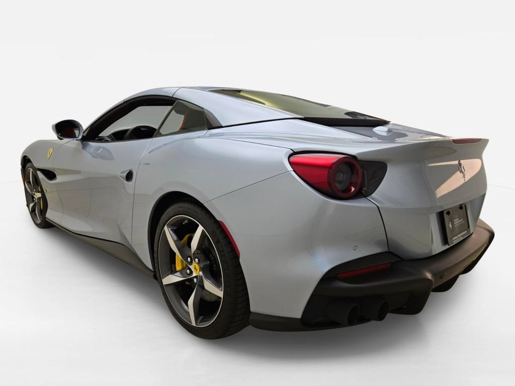Used 2023 Ferrari Portofino M RWD image 11