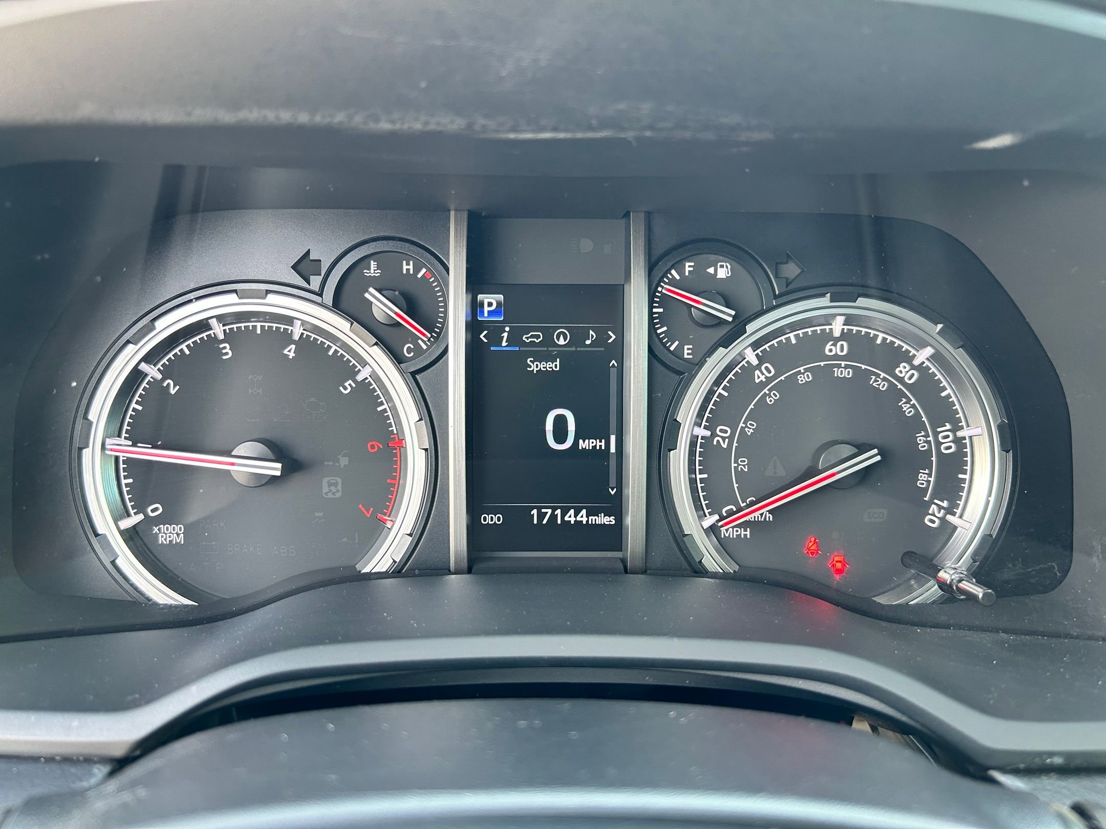 Used 2023 Toyota 4Runner TRD Off-Road Premium w/ Off Road Premium Plus Package image 15