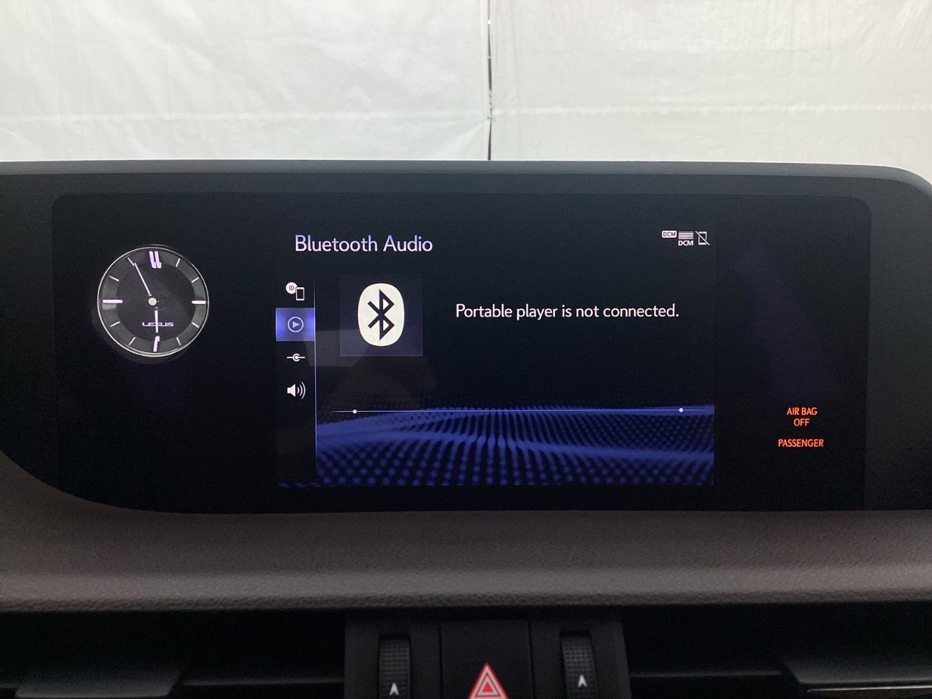 Used 2020 Lexus ES 300h w/ Premium Package image 34