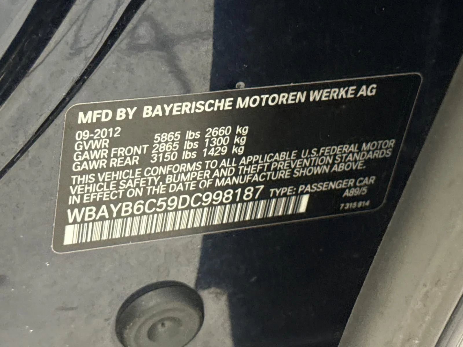 Used 2013 BMW 750i xDrive image 18