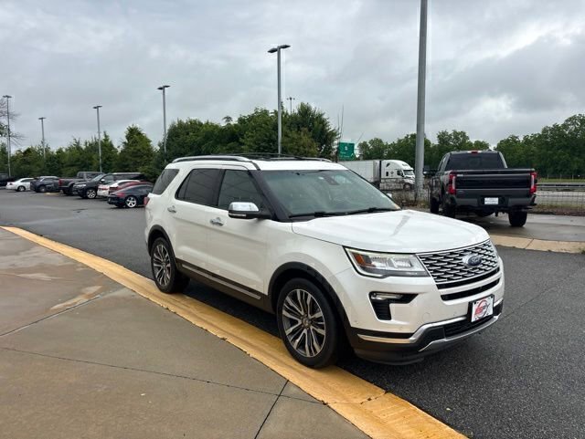 Used 2018 Ford Explorer Platinum AWD/4WD image 7