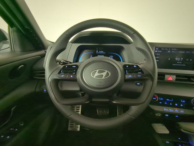 New 2026 Hyundai Elantra Sport FWD image 25