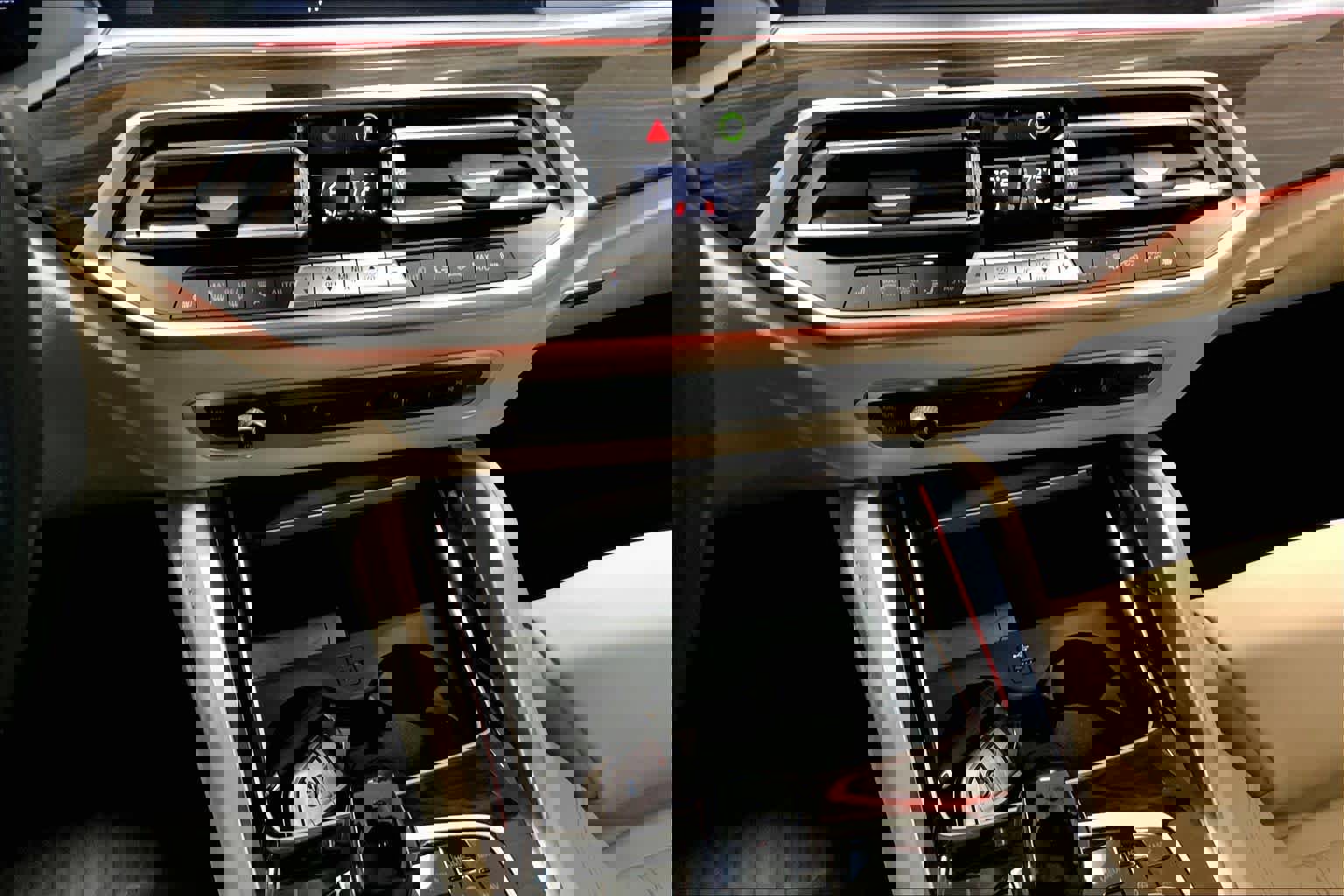 Used 2021 BMW X6 xDrive40i w/ Premium Package image 34