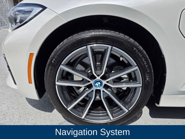Used 2022 BMW 330e w/ Driving Assistance Package RWD image 8