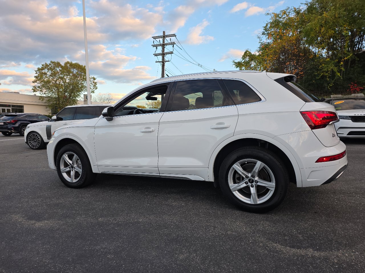 Used 2023 Audi Q5 2.0T Premium w/ Convenience Package image 81