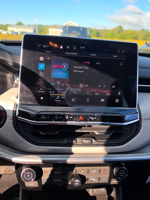 New 2026 Jeep Compass Limited AWD/4WD image 17