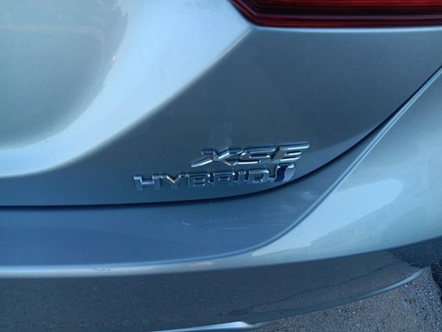 Used 2022 Toyota Camry XSE image 32