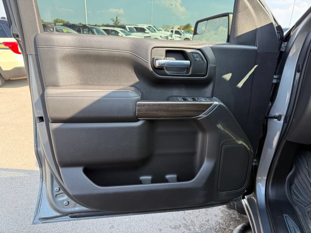 Used 2021 Chevrolet Silverado 1500 LT Trail Boss AWD/4WD image 6