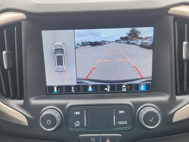 Used 2024 GMC Terrain Denali w/ Black Diamond Edition AWD/4WD image 6