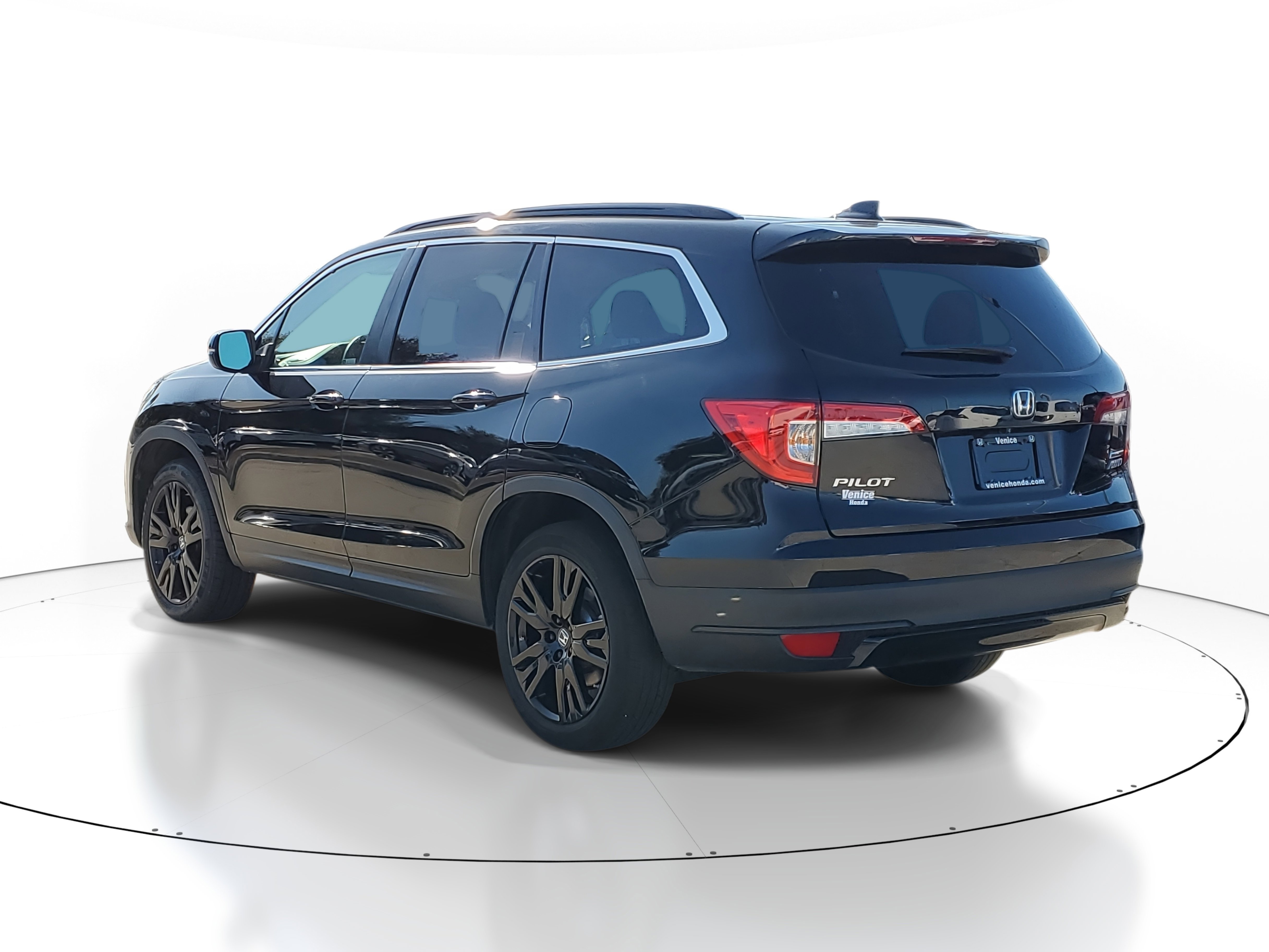 Used 2022 Honda Pilot Special Edition image 3