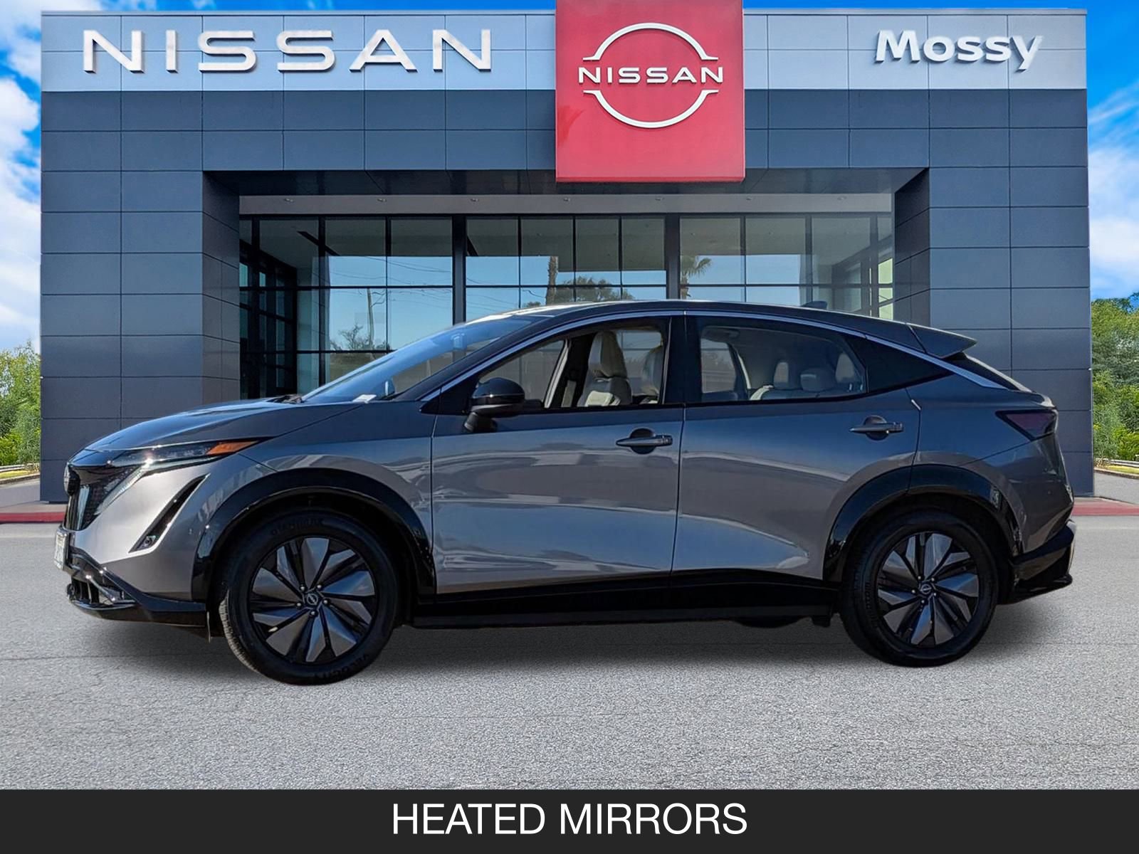 Used 2023 Nissan Ariya FWD image 6