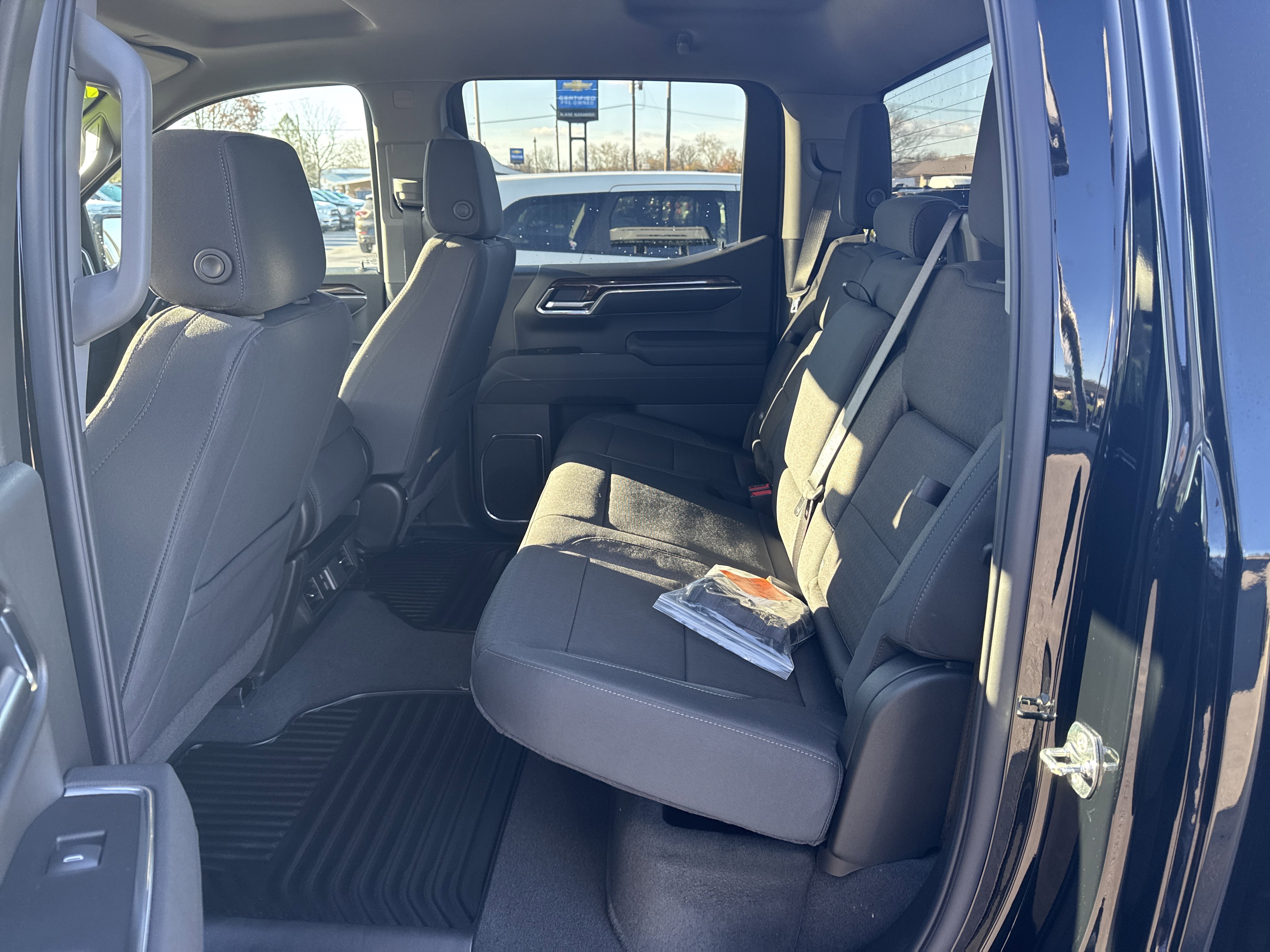 New 2026 GMC Sierra 1500 Elevation image 13