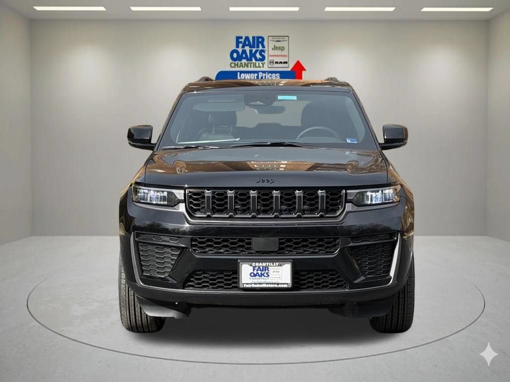 New 2026 Jeep Grand Cherokee Altitude AWD/4WD image 4