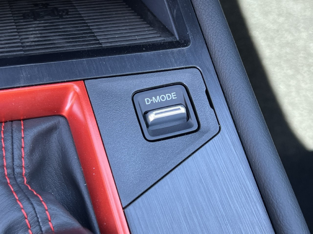 New 2027 Nissan Kicks SR AWD/4WD image 15