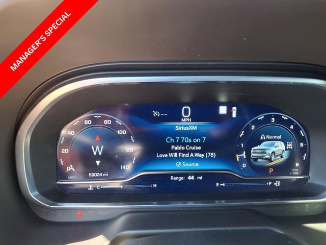 Used 2022 Chevrolet Suburban RST w/ Luxury Package image 16