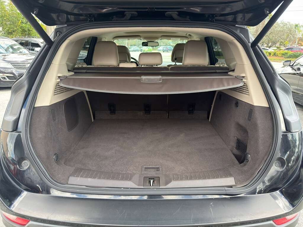 Used 2018 Lincoln MKC Reserve w/ Lincoln MKC Climate Package image 6