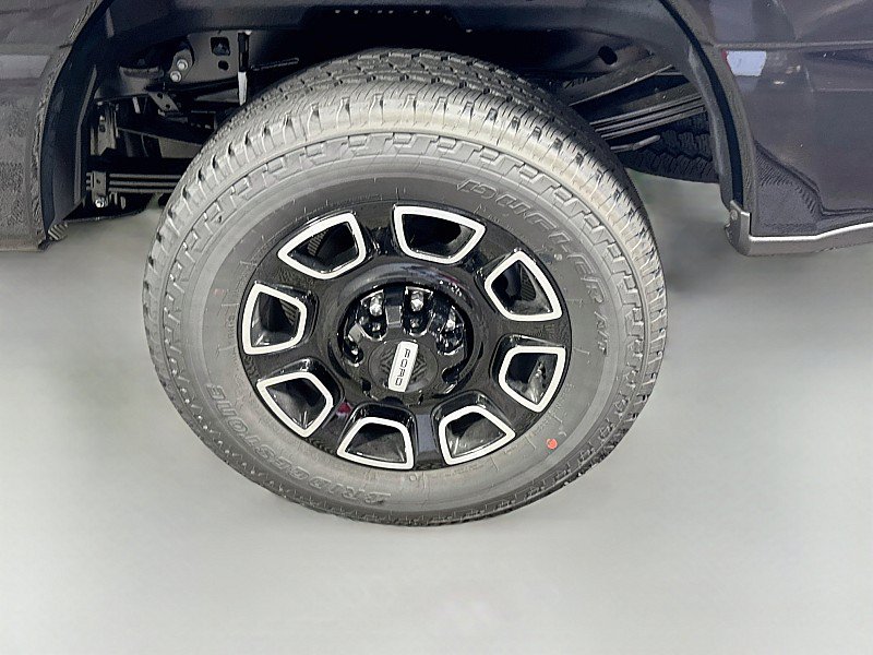 New 2027 Ford F350 Platinum w/ FX4 Off-Road Package AWD/4WD image 29