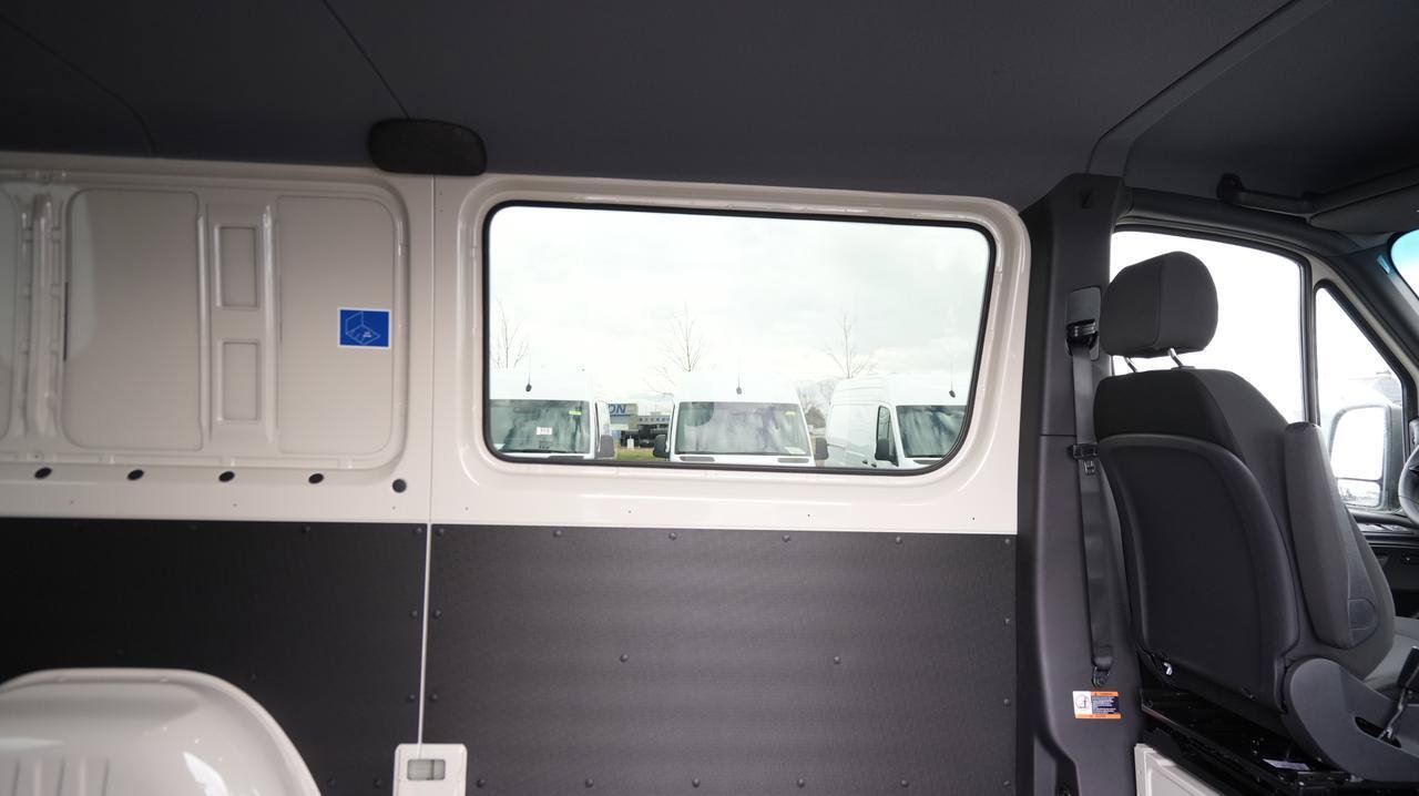 New 2026 Mercedes-Benz Sprinter 2500 image 8