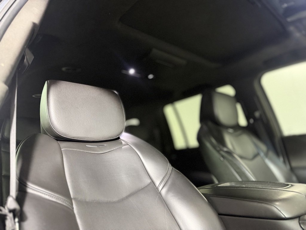 Used 2019 Cadillac Escalade ESV Platinum image 11