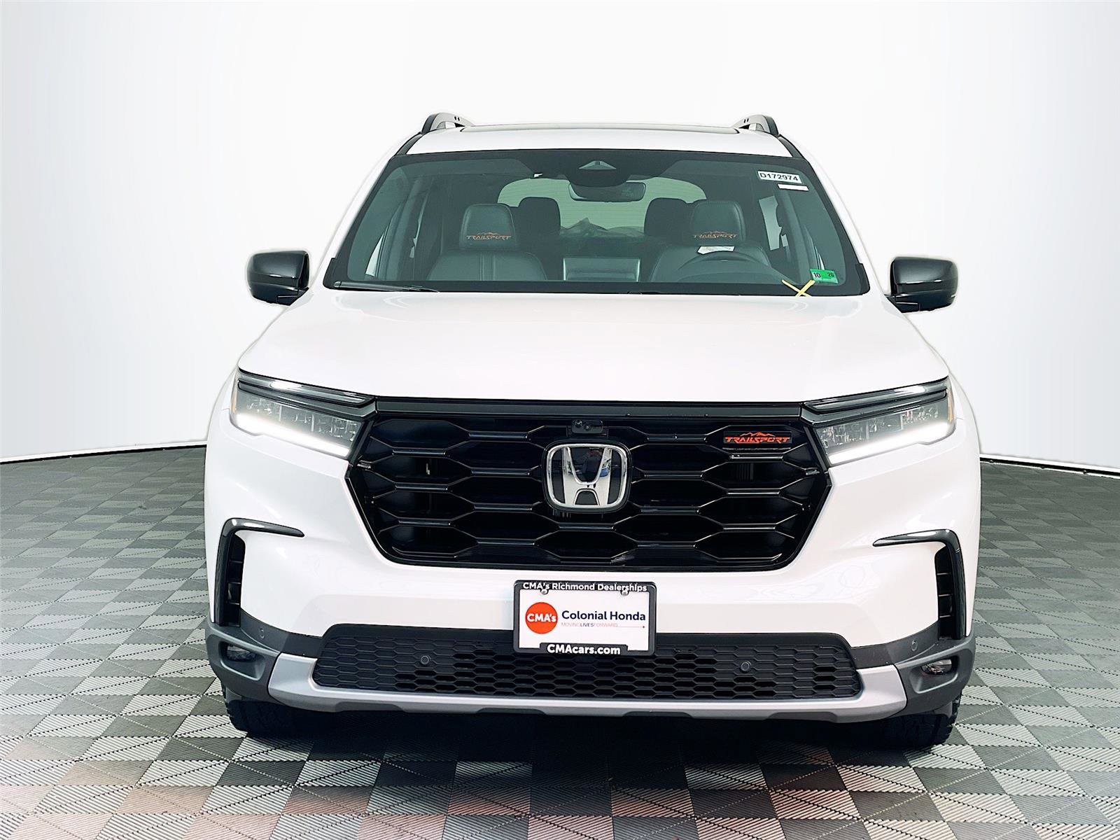 New 2025 Honda Pilot TrailSport image 2