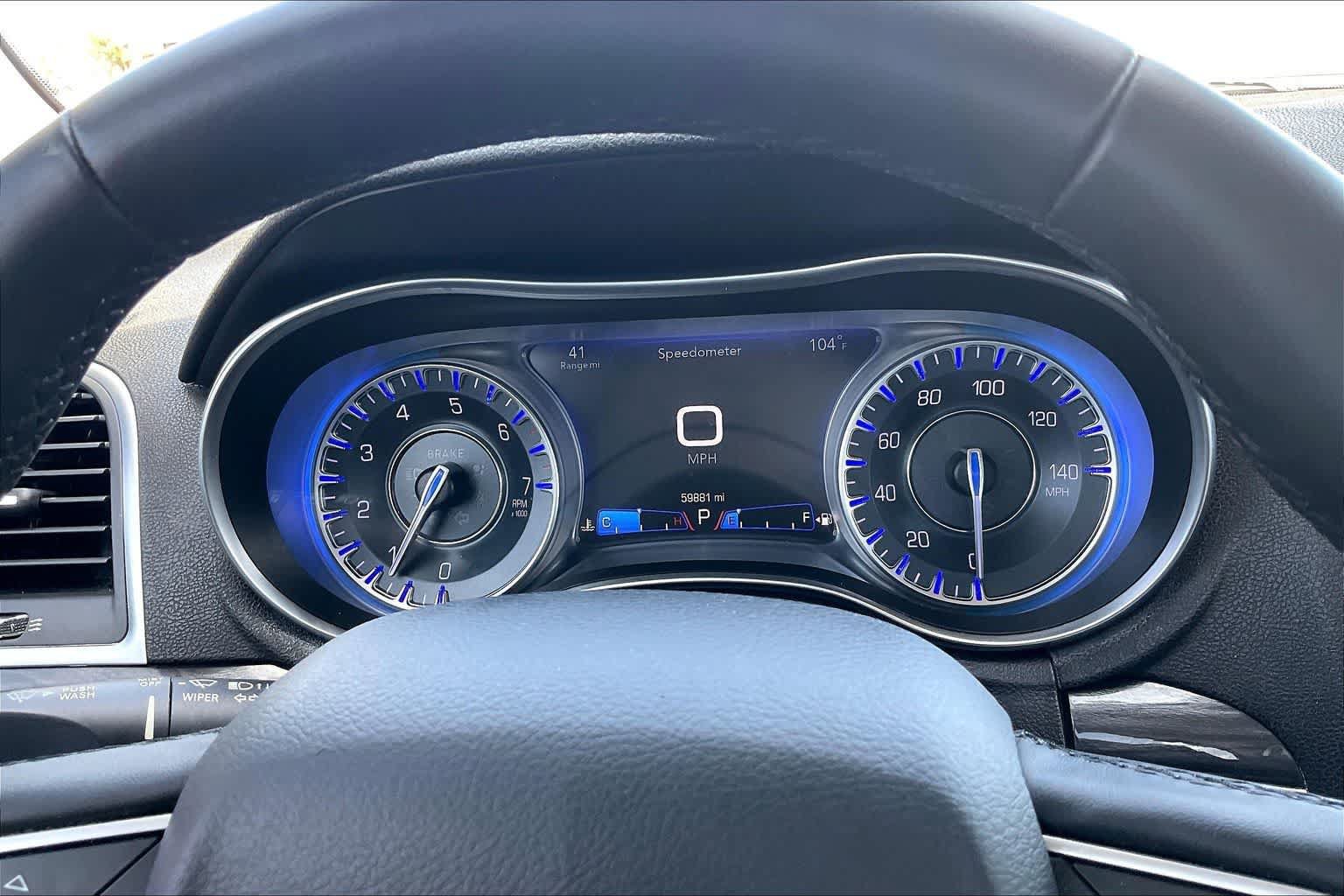 Used 2018 Chrysler 300 Touring w/ Chrome Appearance Package RWD image 15
