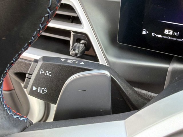 Used 2025 BMW M440i image 32