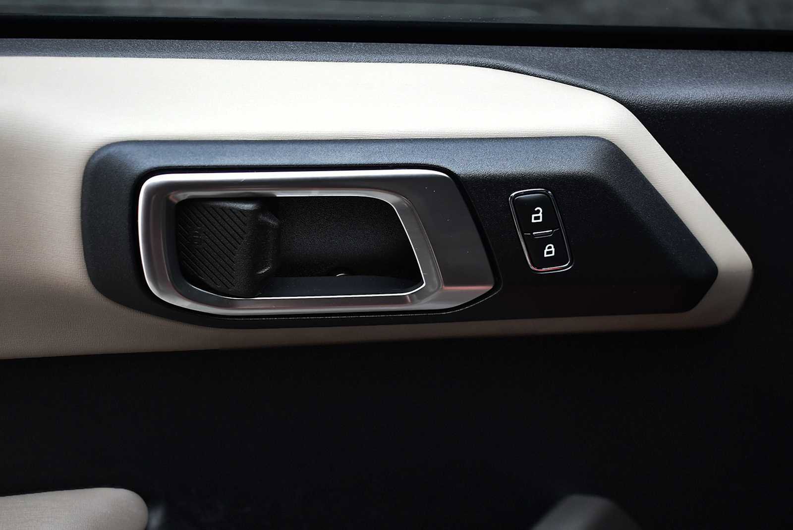 Used 2023 Ford Bronco Wildtrak image 37