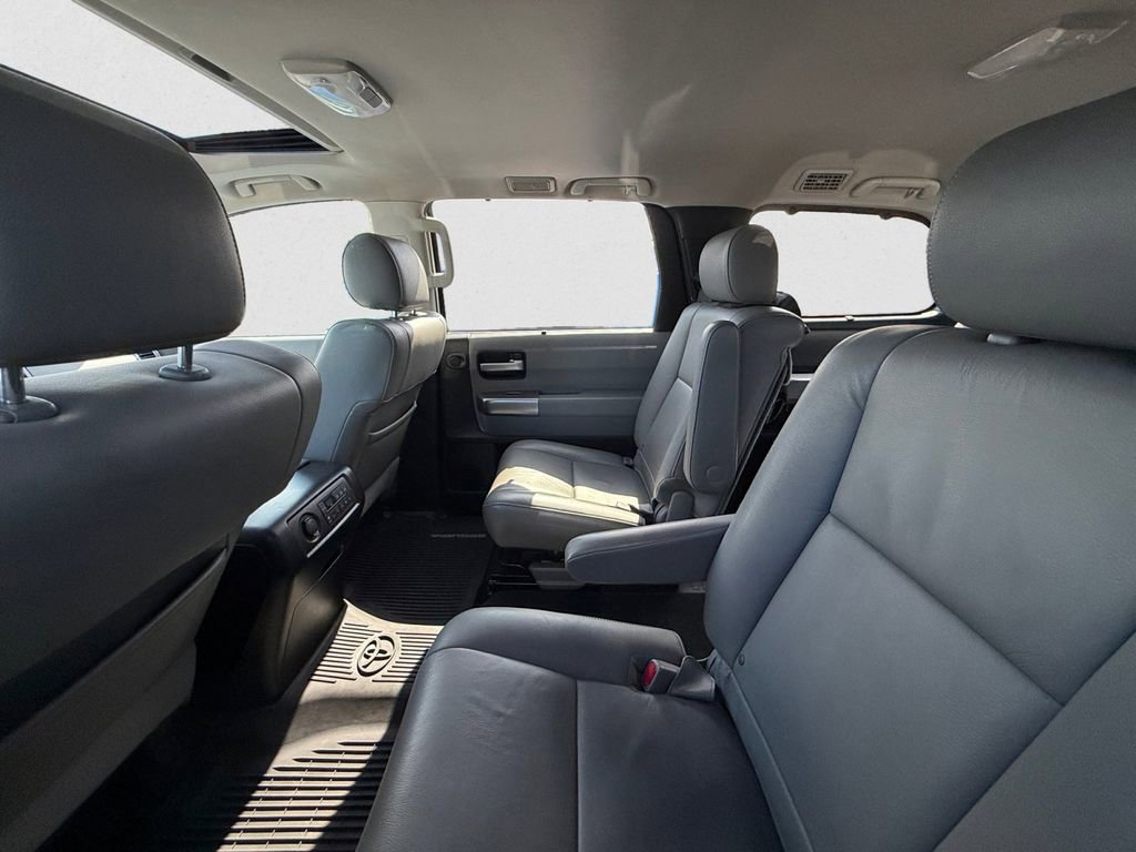 Used 2022 Toyota Sequoia Limited AWD/4WD image 8
