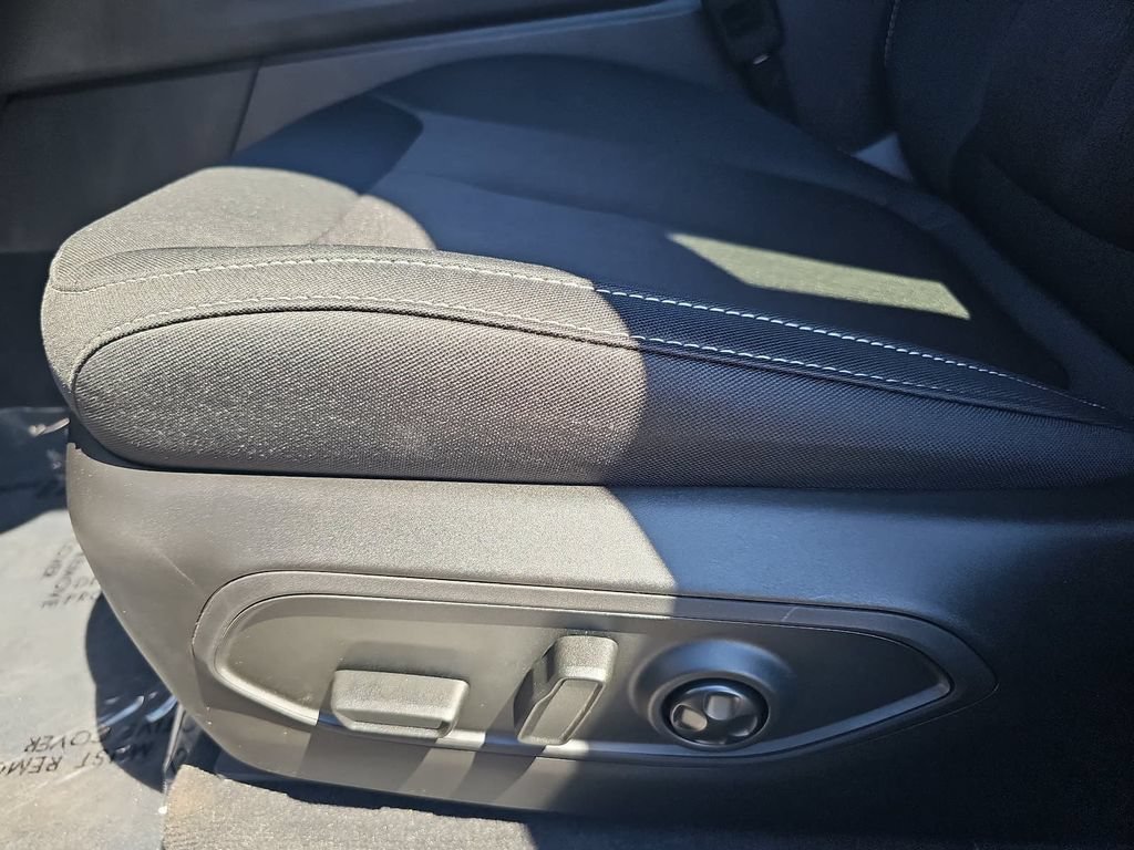 New 2027 Jeep Grand Cherokee Laredo X AWD/4WD image 29