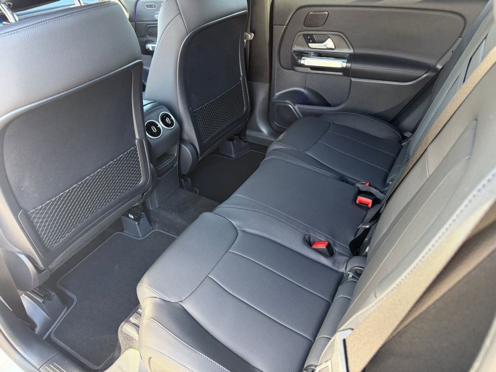 New 2026 Mercedes-Benz GLB 250 4MATIC image 23