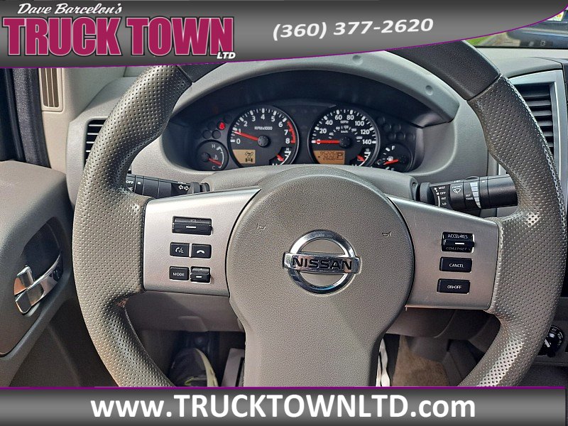 Used 2015 Nissan Frontier SV image 18