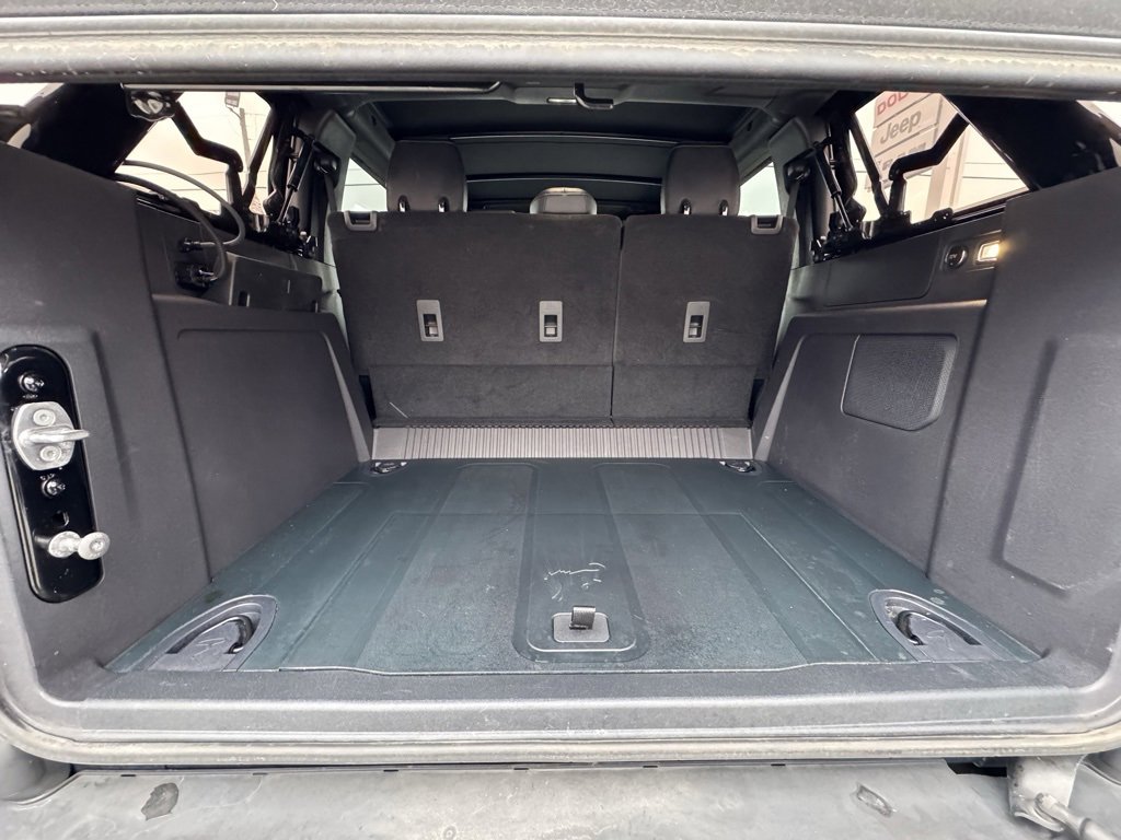 Used 2023 Ford Bronco Black Diamond w/ Sasquatch Package image 6