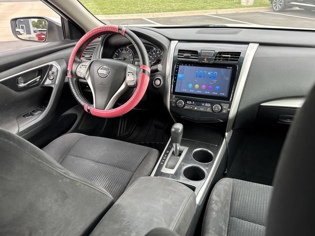 Used 2014 Nissan Altima 2.5 SV FWD image 23