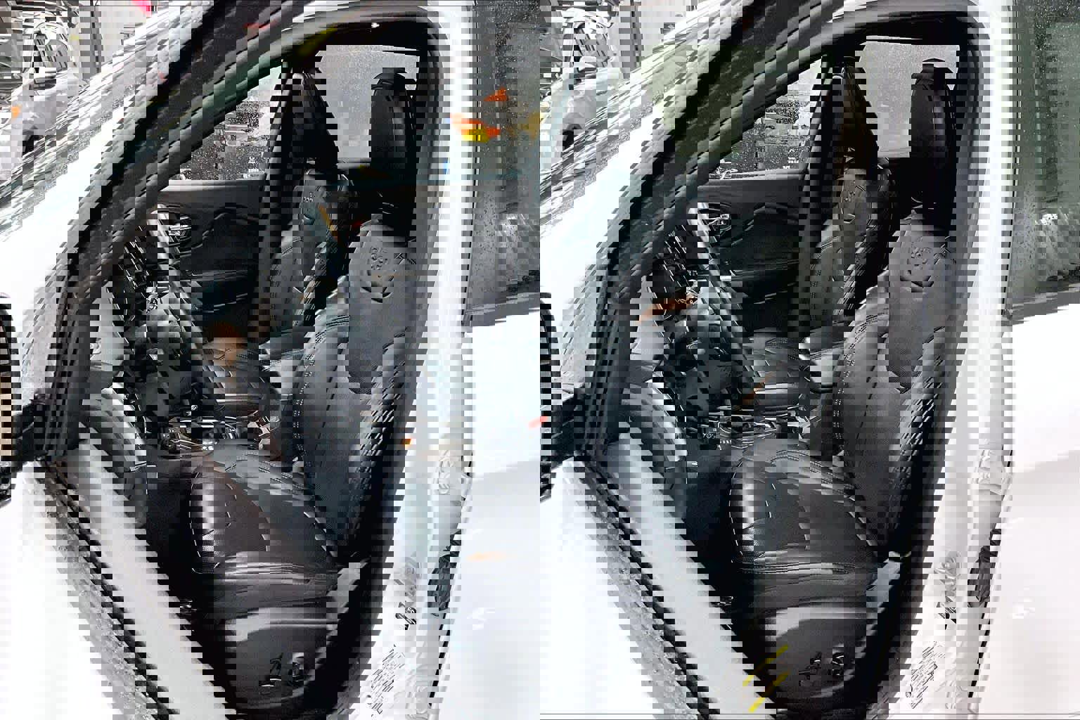 Used 2021 Jeep Cherokee High Altitude image 8