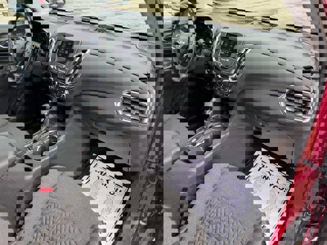 Used 2023 Chevrolet Equinox LT image 19