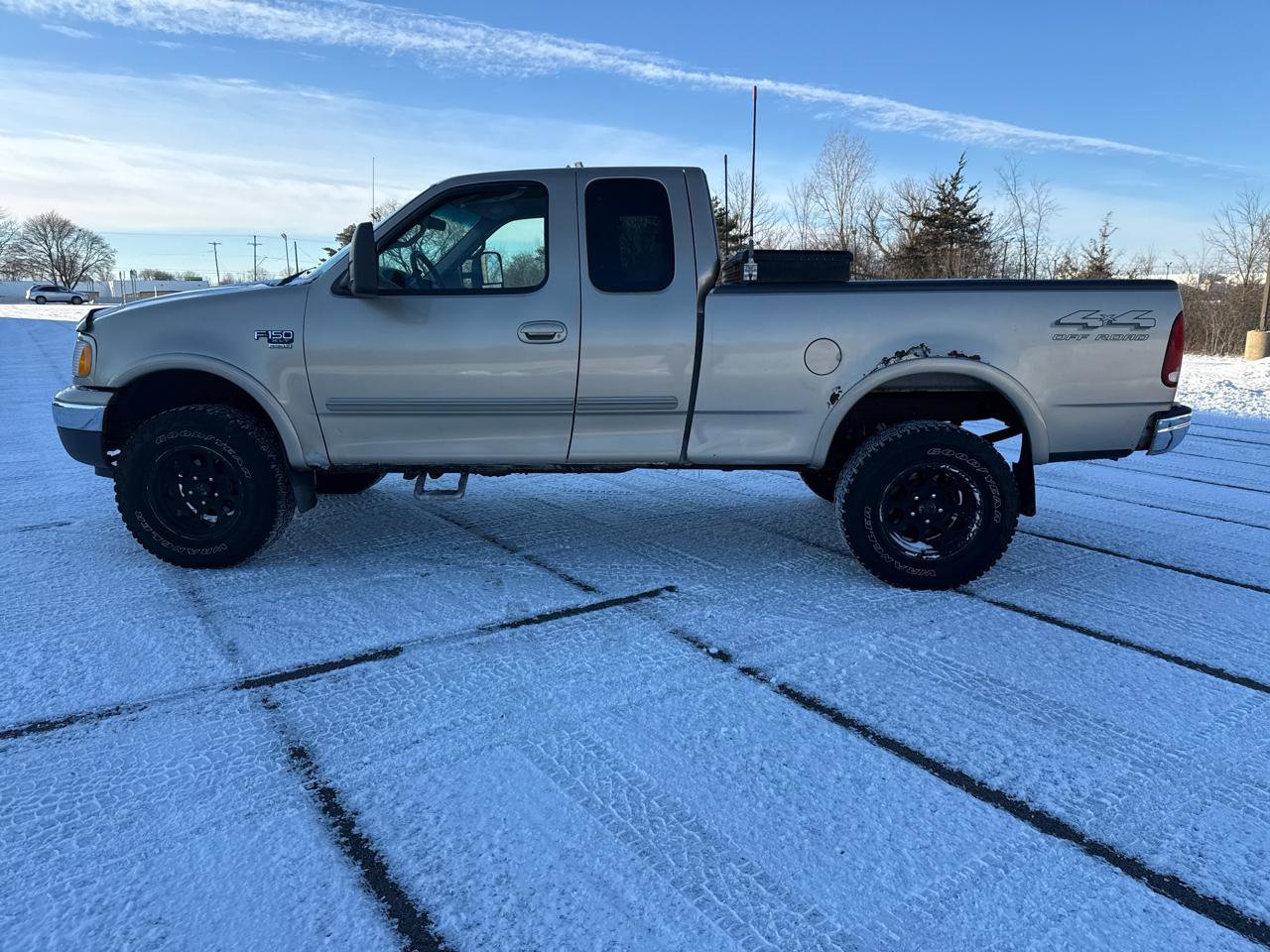 Used 2000 Ford F150 XL image 8