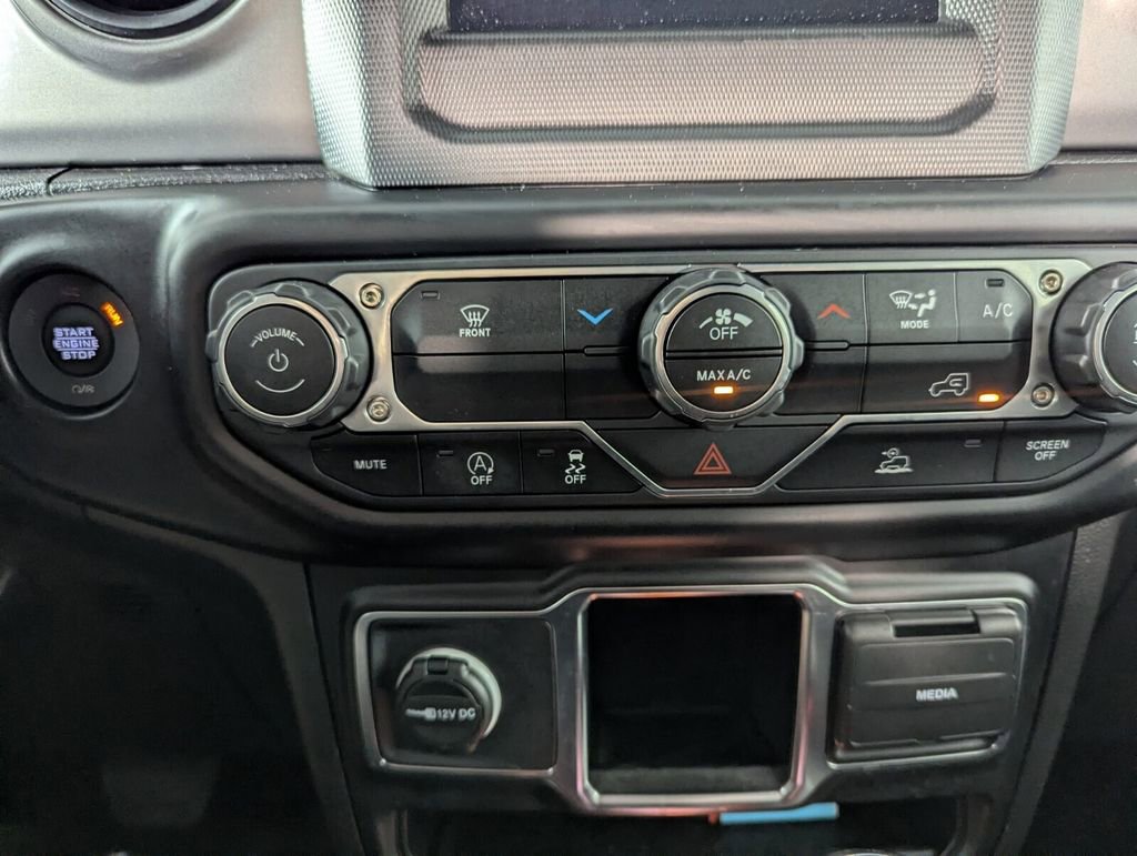 Certified 2022 Jeep Wrangler Unlimited Sport image 15