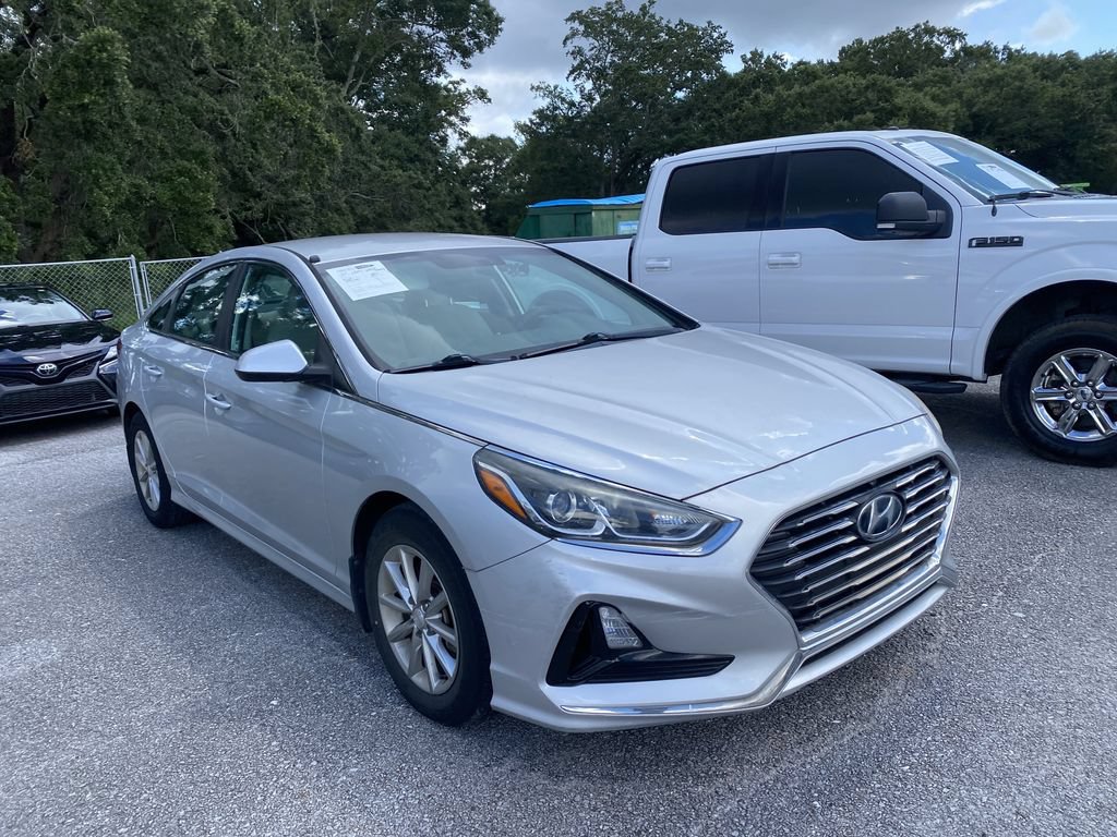 Used 2018 Hyundai Sonata SE FWD image 3