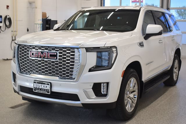Used 2024 GMC Yukon Denali AWD/4WD image 9
