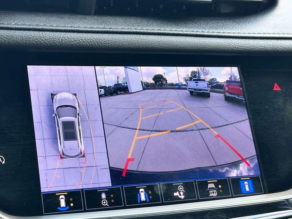 Used 2022 Cadillac XT5 Sportv w/ Technology Package image 13