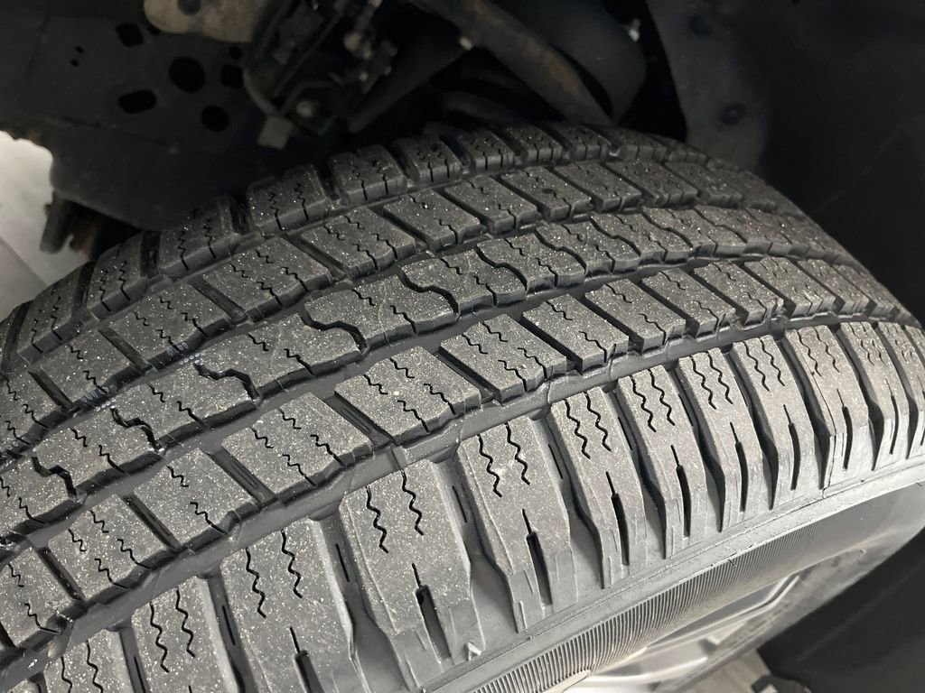 Used 2023 Ford F150 Lariat w/ Equipment Group 502A High image 47