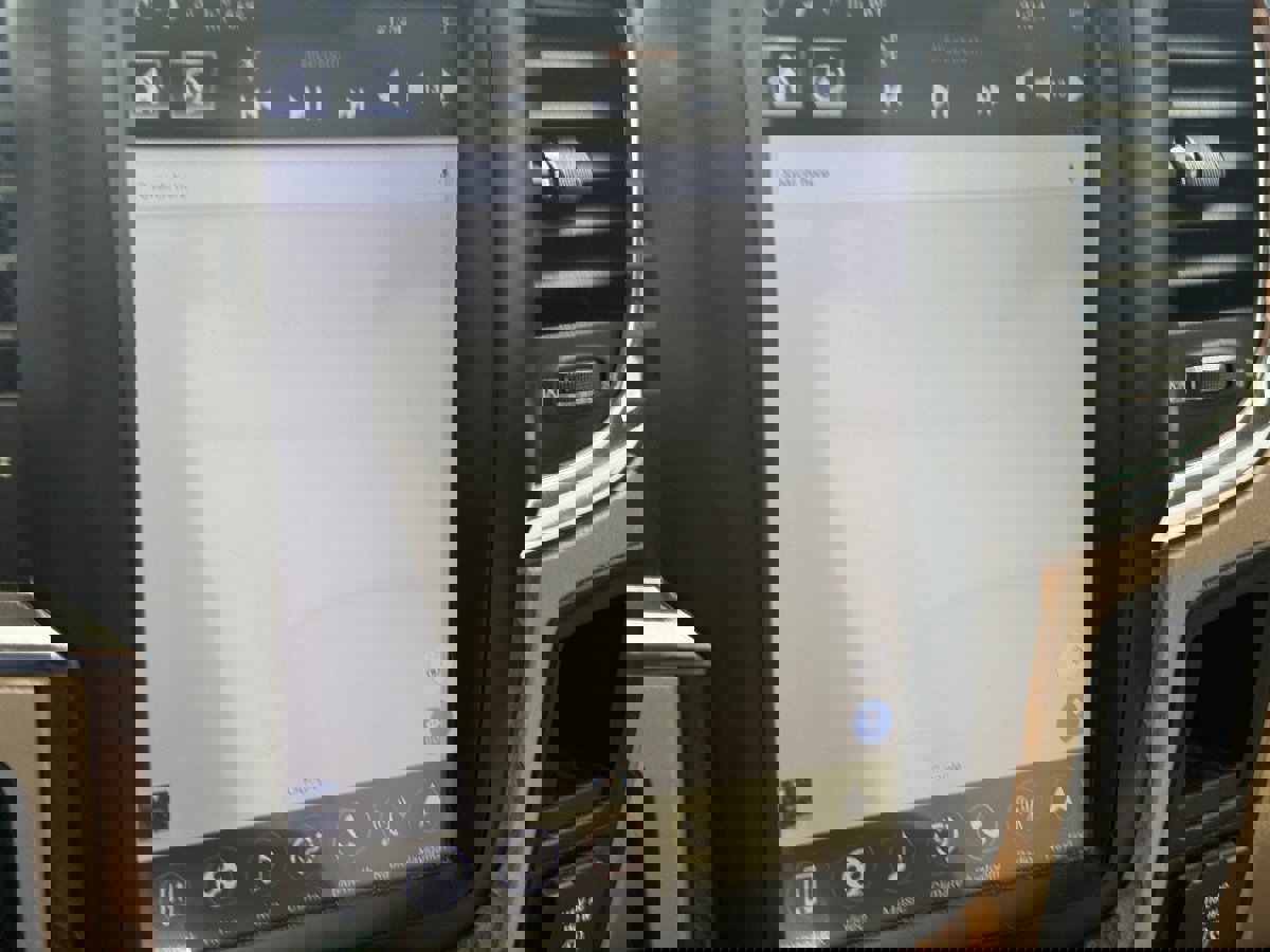 Used 2018 RAM 3500 Laramie Longhorn w/ Longhorn Southfork Package image 35