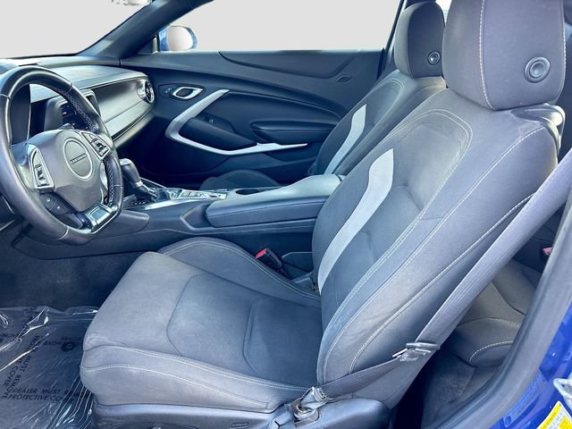 Used 2020 Chevrolet Camaro LT RWD image 14