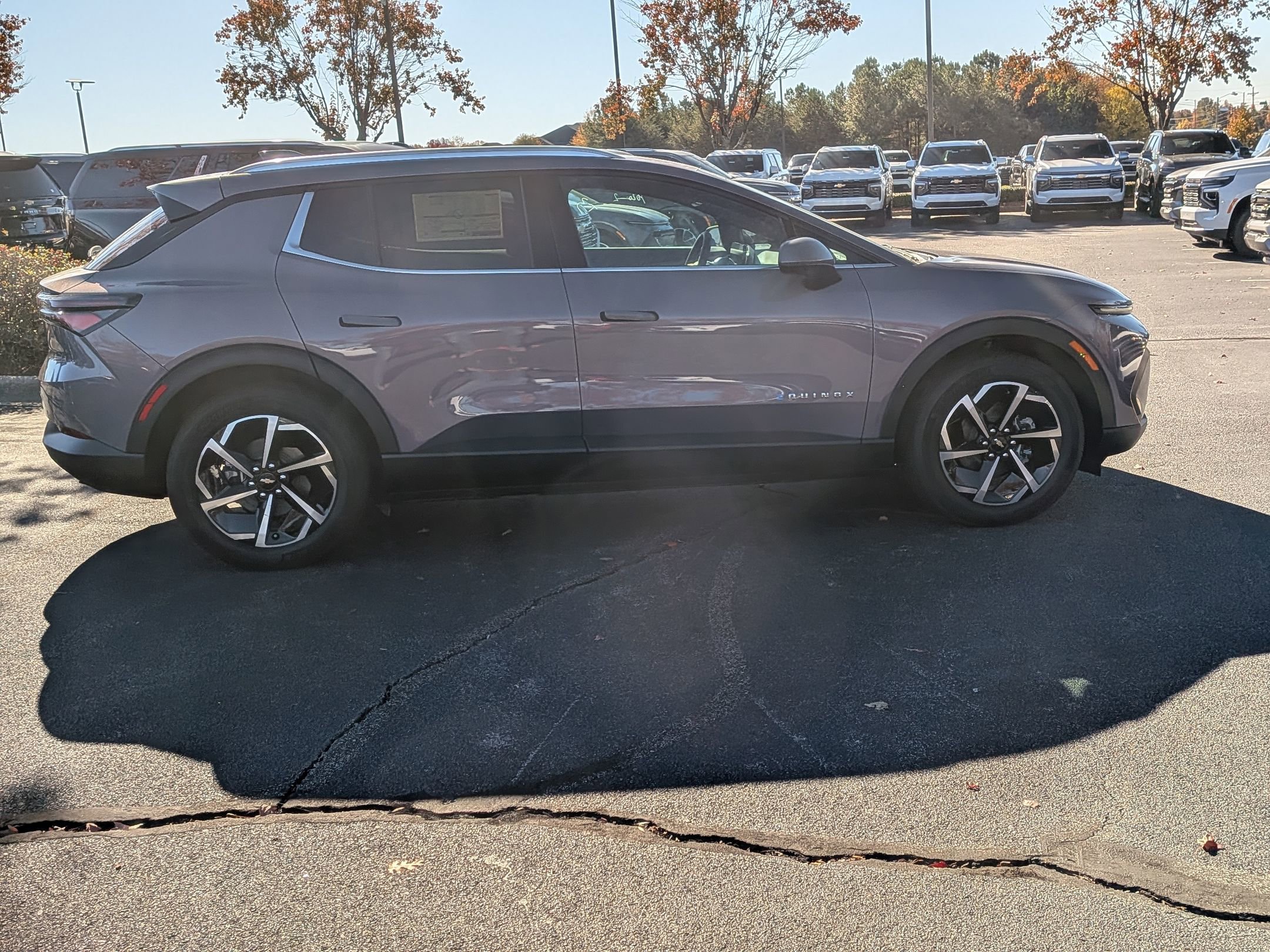 New 2026 Chevrolet Equinox EV LT image 9